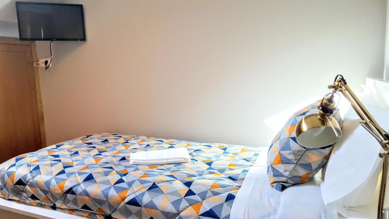 Cool Guesthouse Порто Екстериор снимка